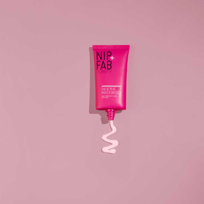 NIP+FAB Salicylic Fix Moisturiser 40ml - Image 2