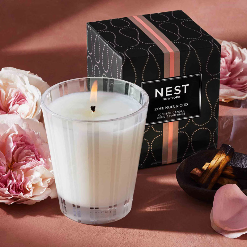 NEST New York Rose Noir & Oud Classic Candle 230g - Image 3