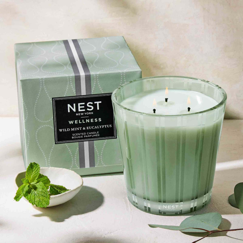 NEST New York Wild Mint & Eucalyptus 3-Wick Candle 600g - Image 3