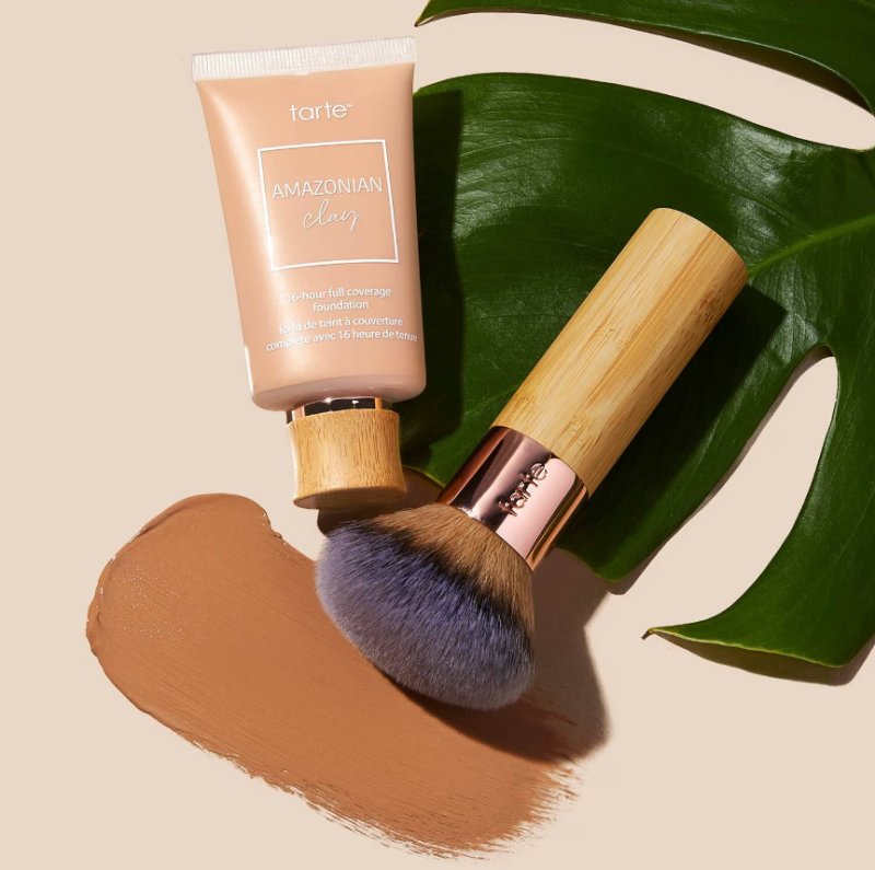 TARTE The Buffer Airbrush Finish Foundation Brush - Image 3