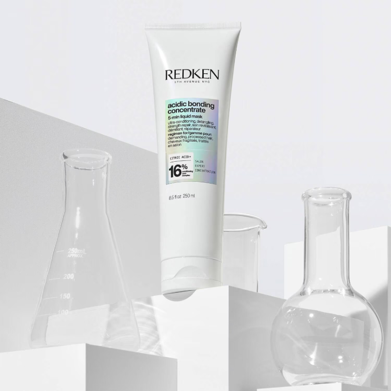 REDKEN Acidic Bonding Concentrate - 5-min Hair Mask 250ml - Image 2