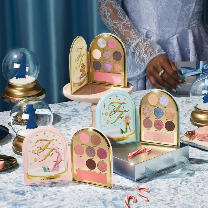 TOO FACED Let it Snow Globe - Eyeshadow palette Set 18x1.23g - Image 3