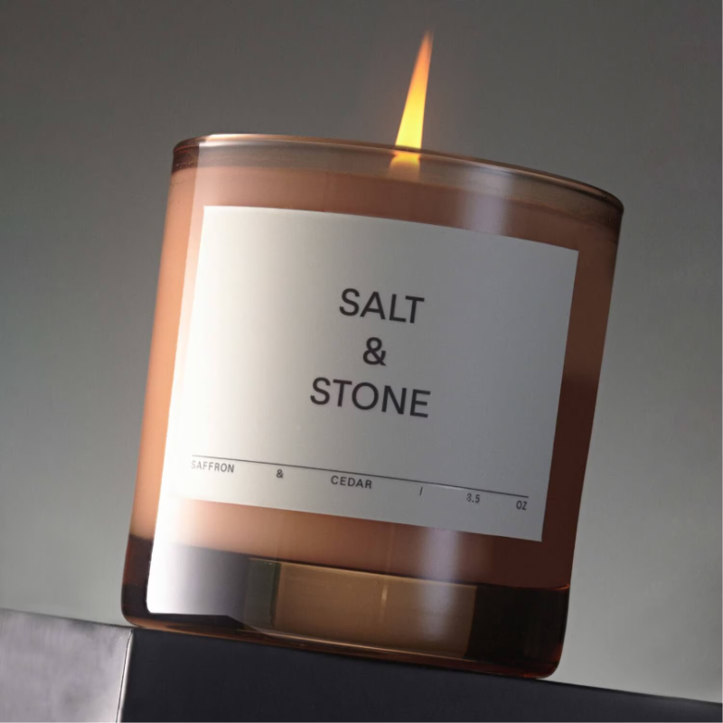 SALT AND STONE Saffron & Cedar Scented Candle 240g - Image 2