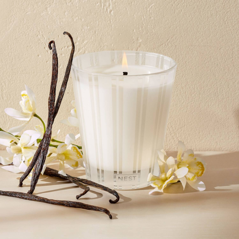 NEST New York Madagascar Vanlla Classic Candle 230g - Image 4