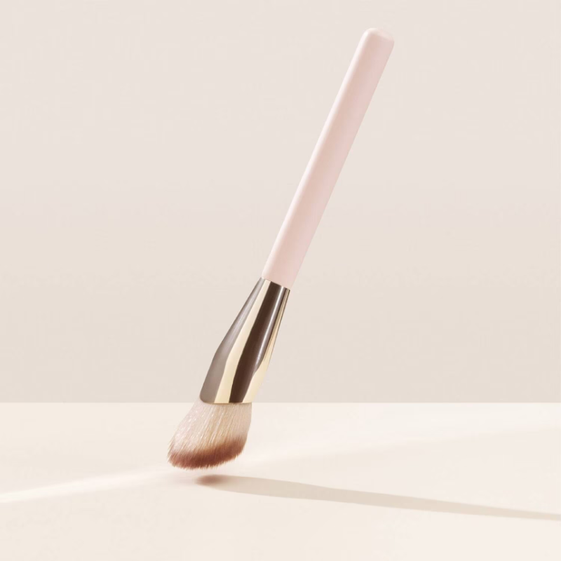 RARE BEAUTY Soft Pinch Liquid Blush Brush - Image 2