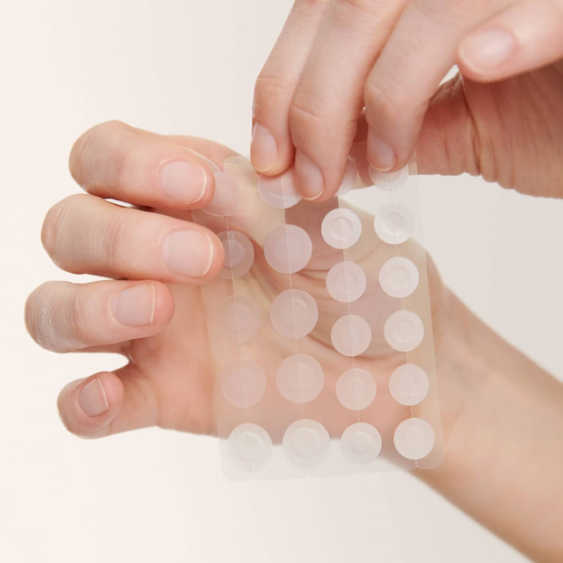 THE INKEY LIST Hydrocolloid Invisible Pimple Patches 2.58g - Image 4