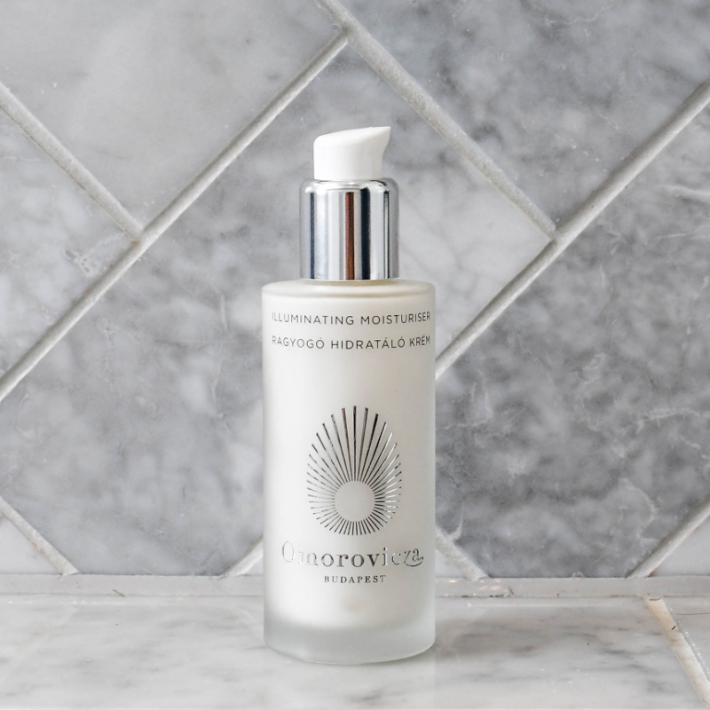 Omorovicza Illuminating Moisturiser 50ml - Image 3