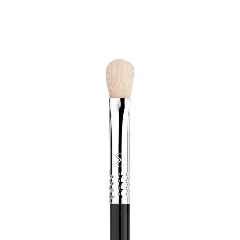 Sigma Beauty E25 - Blending Brush - Image 2