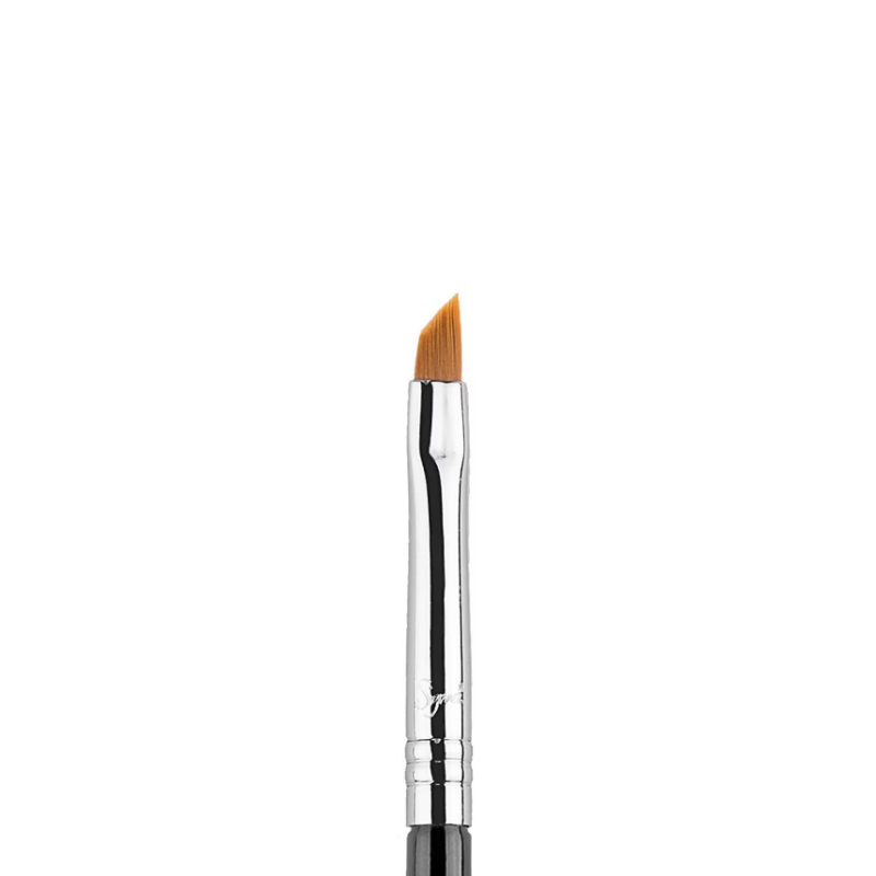 Sigma Beauty E06 - Winged Liner™ Brush - Image 2