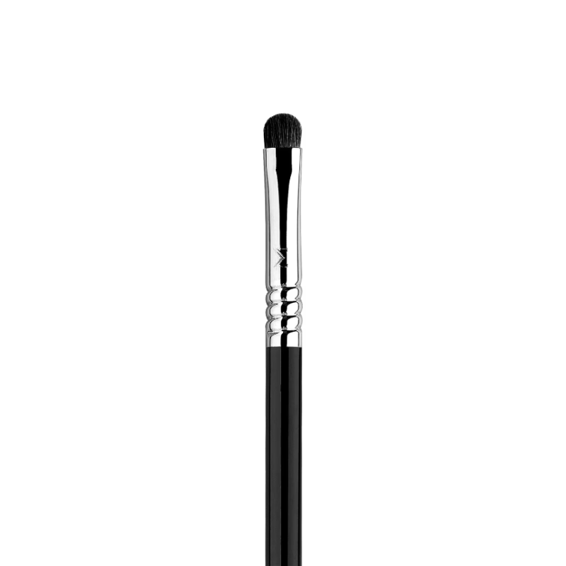 Sigma Beauty E21 - Smudge Brush - Image 2