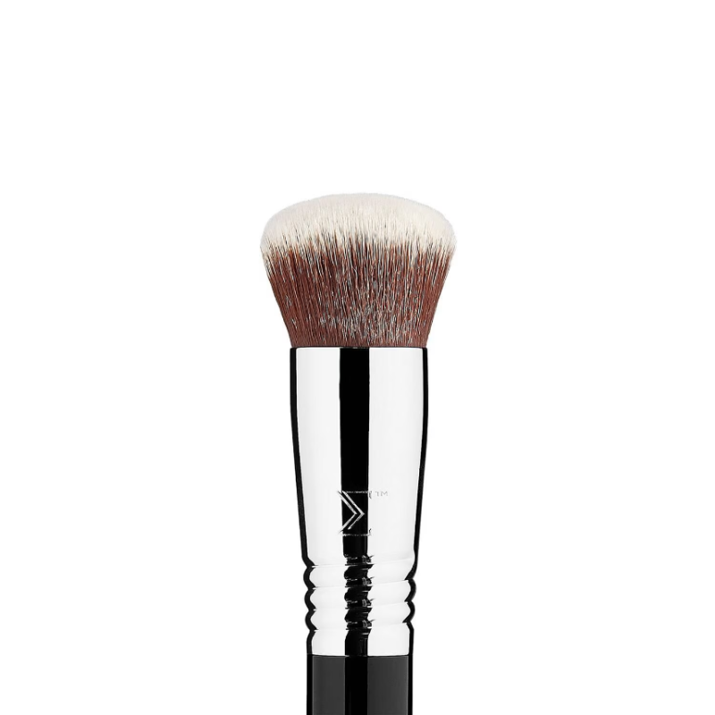 Sigma Beauty F82 - Round Kabuki™ Brush - Image 2