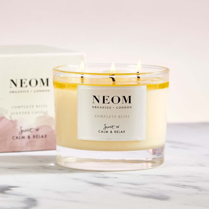 Neom Complete Bliss™ Scented Candle (3 Wicks) 420g - Image 3