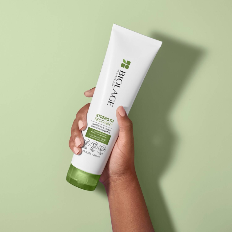 BIOLAGE Professional Strength Recovery Vegan Conditioner for Damaged Hair 200ml - Image 2
