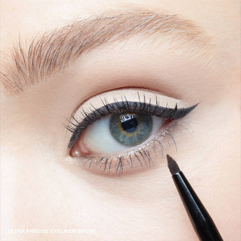 BOBBI BROWN Ultra Precise Eye Liner Brush - Image 2