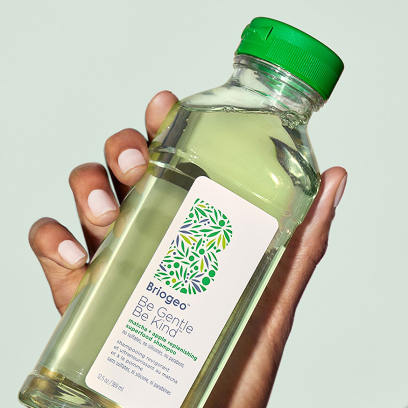 Briogeo Be Gentle, Be Kind Matcha + Apple Replenishing Superfood Shampoo 370ml - Image 2