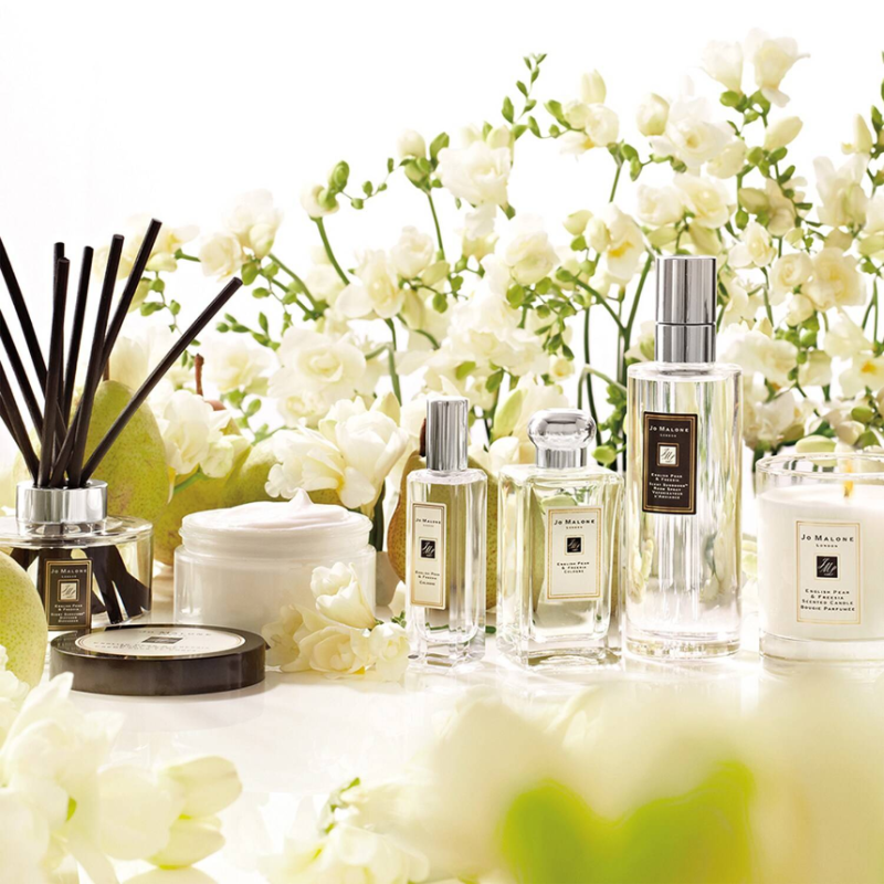 Jo Malone London English Pear & Freesia Home Candle 200g - Image 3