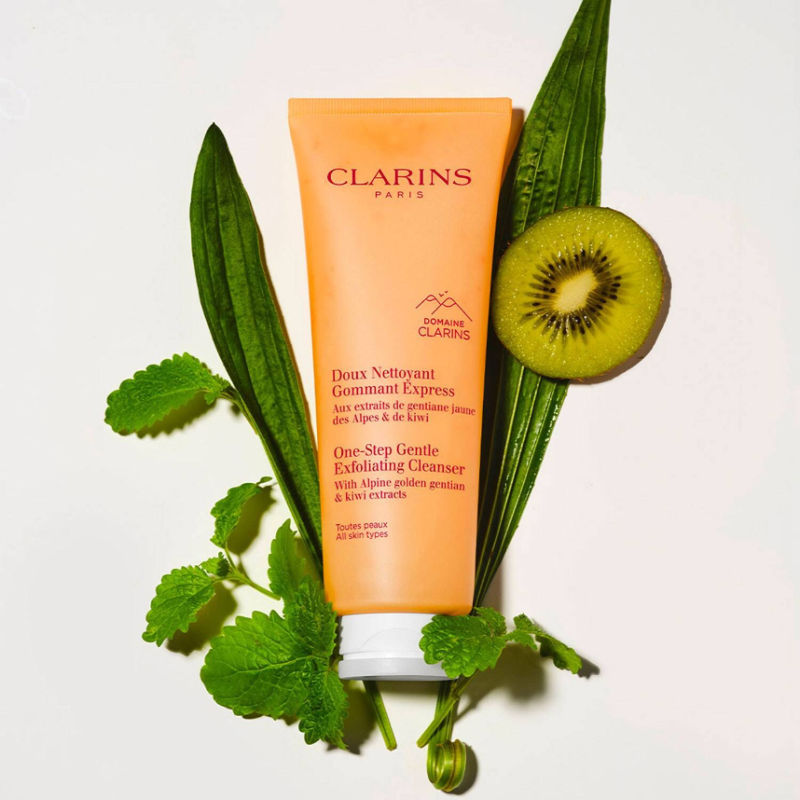 CLARINS One-Step Gentle Exfoliating Cleanser – All skin types 125ml - Image 4