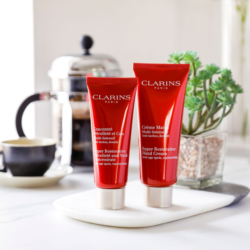 Clarins Super Restorative Hand Cream 100ml - Image 4