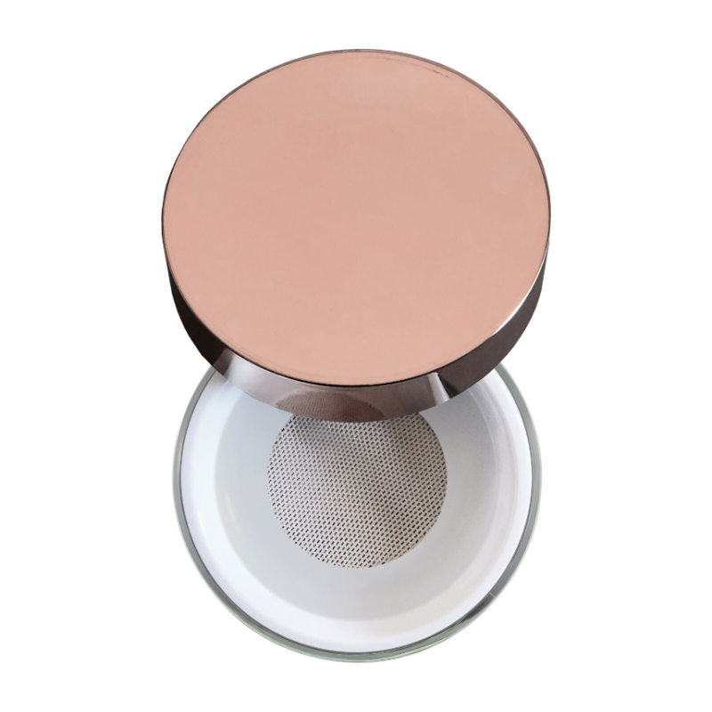 delilah Pure Touch Micro Fine Loose Translucent Powder 14g - Image 2