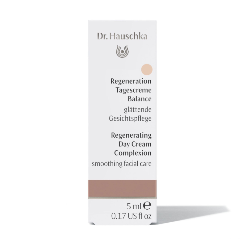 Dr. Hauschka Regenerating Day Cream Complexion 40ml - Image 2