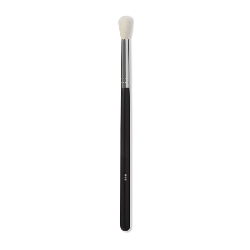 Morphe M441 - Pro Firm Blending Crease Brush