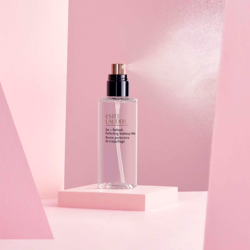 Estée Lauder Set + Refresh Perfecting Makeup Mist 116ml - Image 2