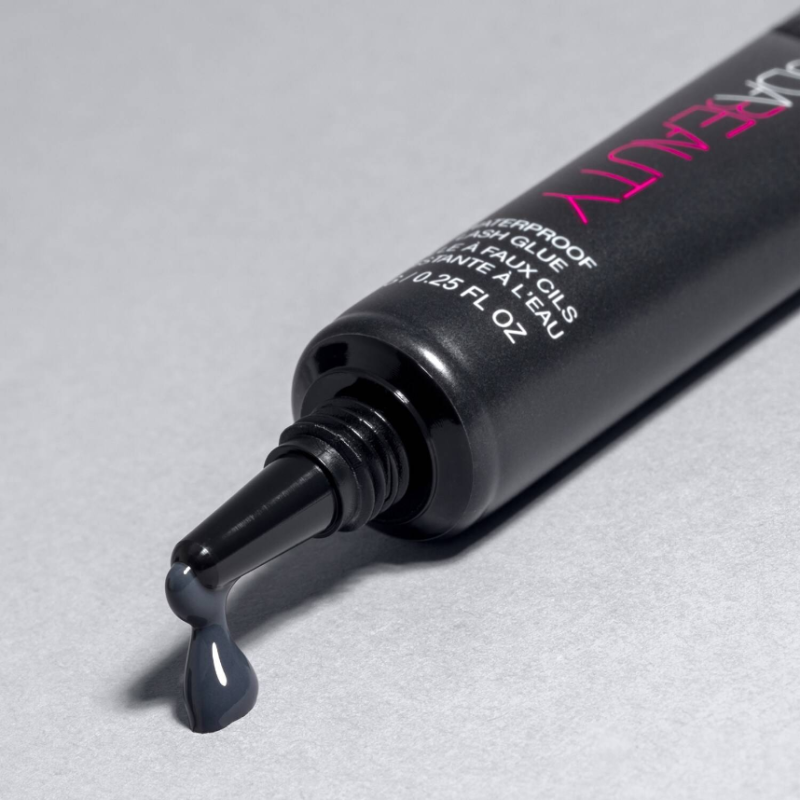 Huda Beauty Waterproof Lash Glue 7g - Image 3