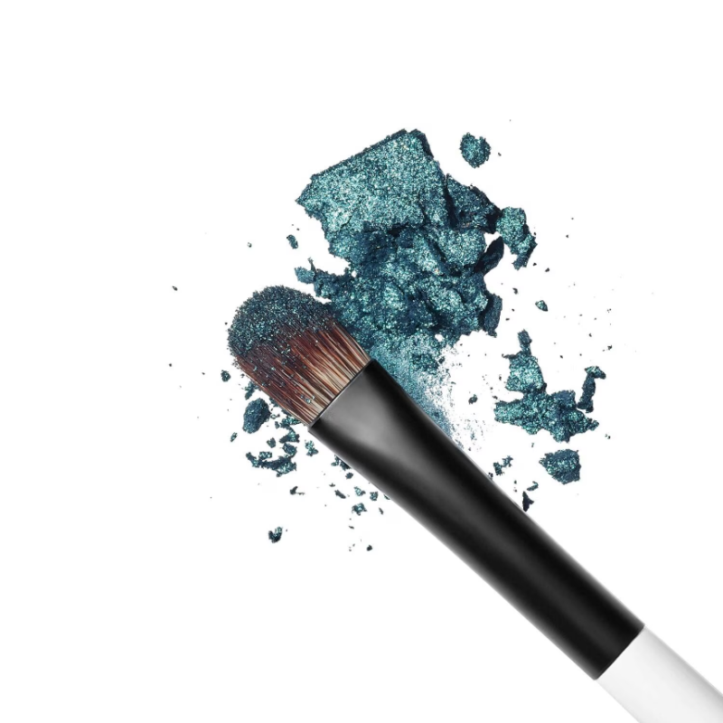 MAKEUP BY MARIO E4 Makeup Brush - Image 2