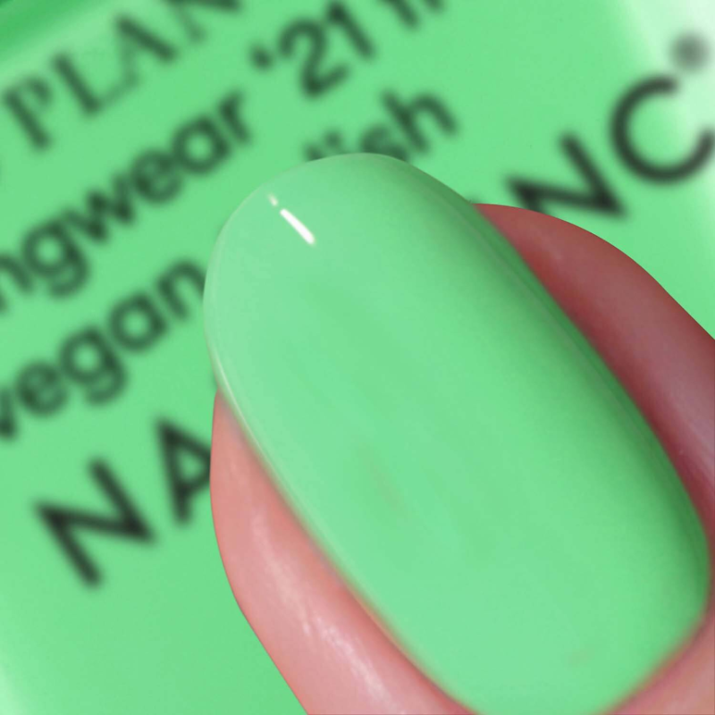 NAILS INC 73% Plant Power Easy Being Green - Image 2