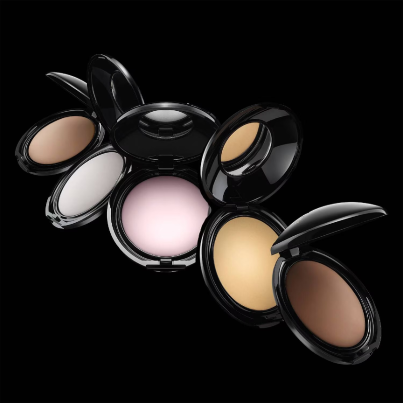 PAT McGRATH LABS Skin Fetish: Sublime Perfection Blurring Under-Eye Powder 4g - Image 4