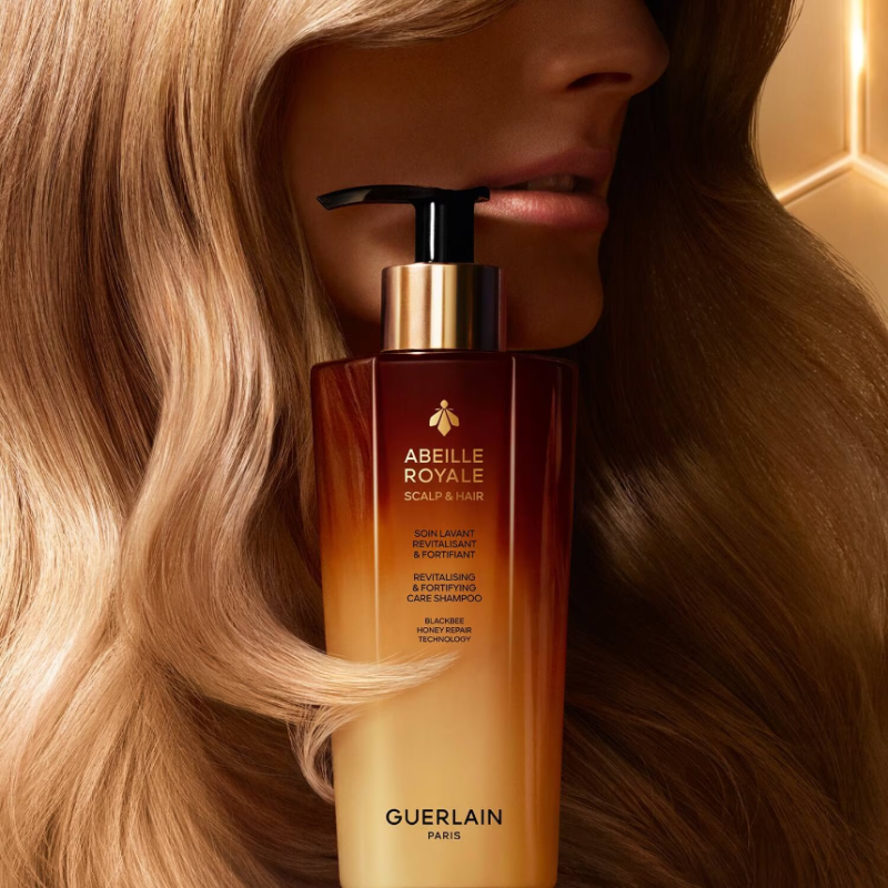 GUERLAIN ABEILLE ROYALE - Revitalising & Fortifying Care Shampoo 290ml - Image 4