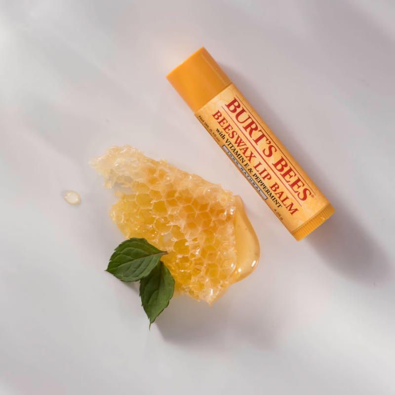 Burt’s Bees® Beeswax Lip Balm Tube 4.25g - Image 3