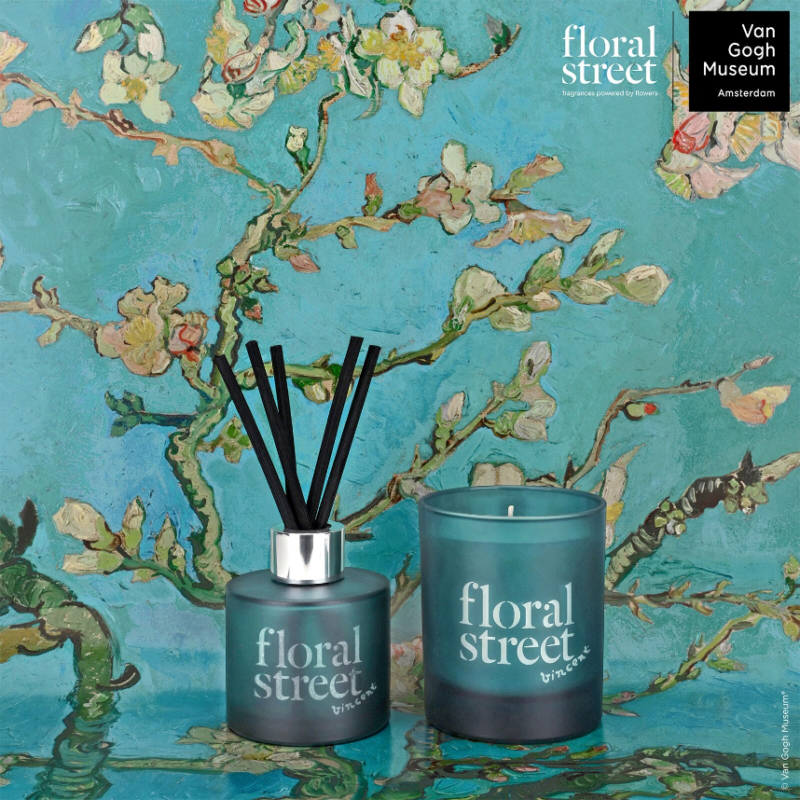 Floral Street Sweet Almond Blossom Candle 200g - Image 4