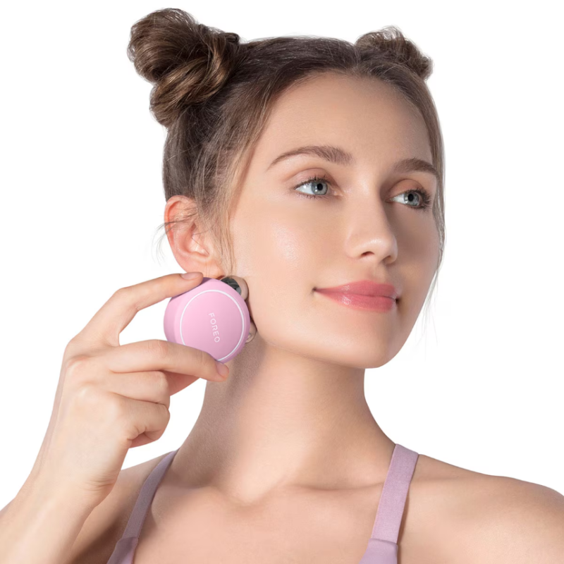 FOREO BEAR Facial Toning Device with 3 Microcurrent Intensities - Pearl Pink - USB Plug - Image 4