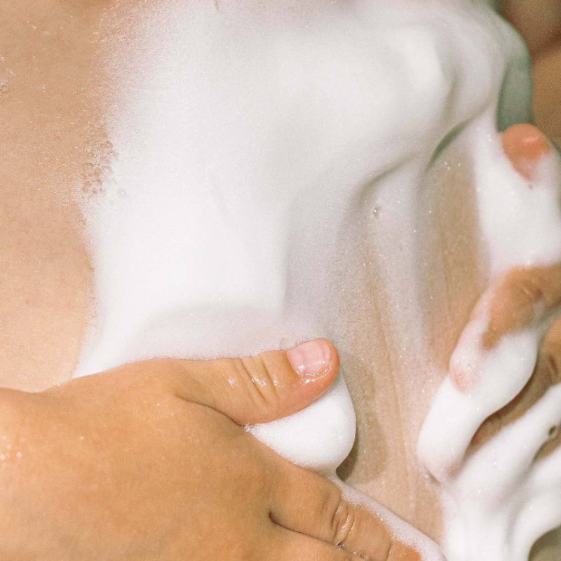 MADARA Kind Wash Foam 300ml - Image 2