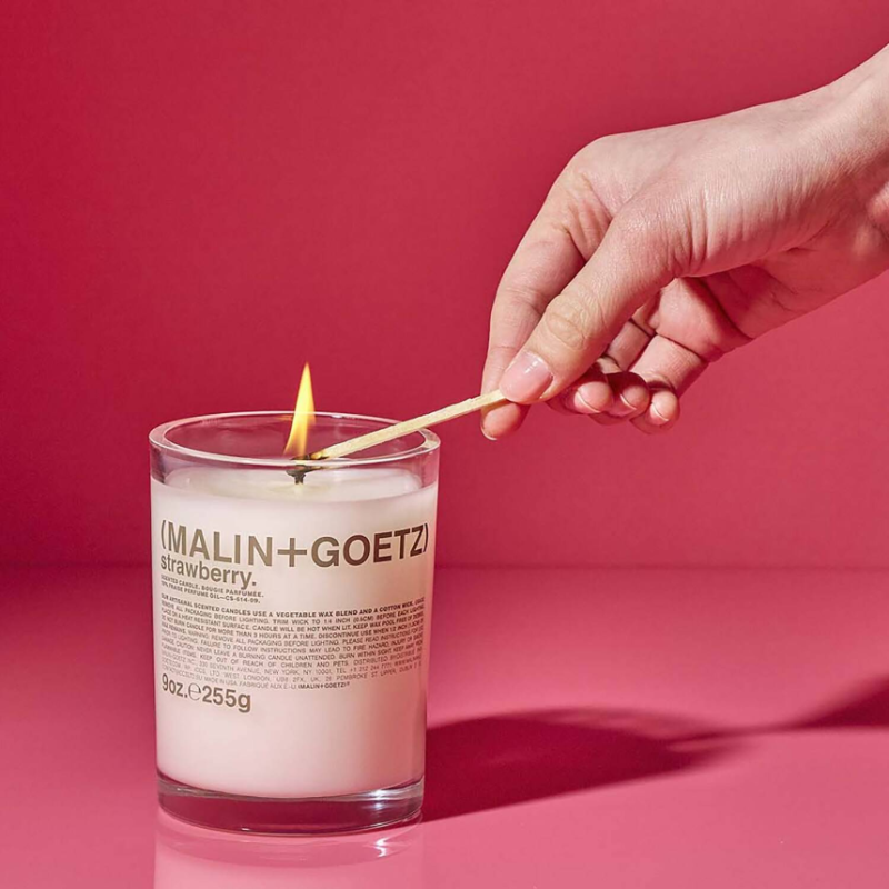 MALIN+GOETZ Strawberry Candle  225g - Image 4