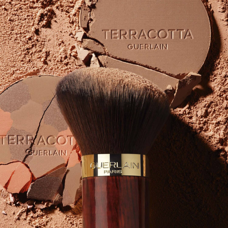 GUERLAIN Terracotta Light Kabuki Powder Brush 35g - Image 2