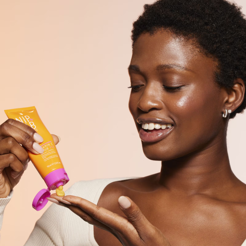 NIP+FAB Vitamin C Fix Scrub 75ml - Image 5